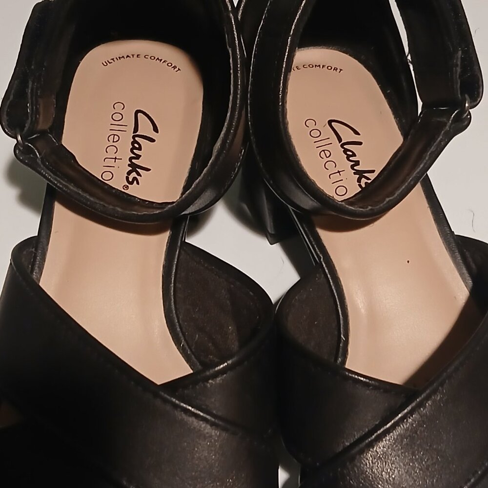 Black Clarks Caroleigh Anya Sandals Size 6.5M - PRICE FIRM! - Picture 10 of 10